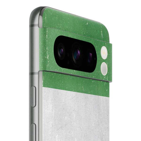 Italy Flag Distressed Google Pixel 8 Pro Skin